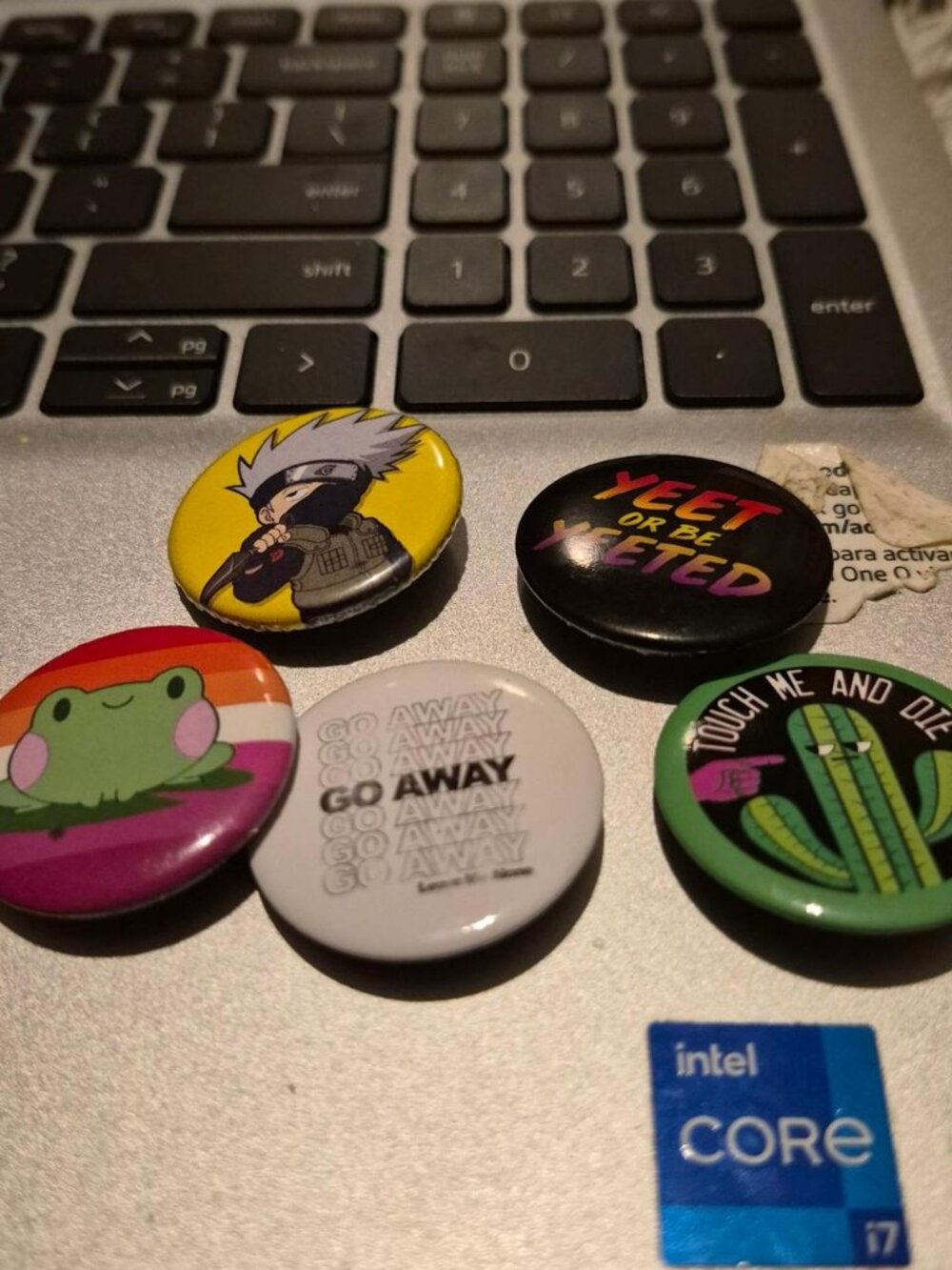 Hot Topic pin set